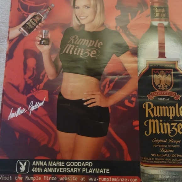 Пару постеров старой рекламы алкоголя. Rumple Minze Peppermint Schnapps Пару постеров старой рекламы алкоголя. Rumple Minze Peppermint Schnapps История,Алкоголь,Ликеры,Реклама